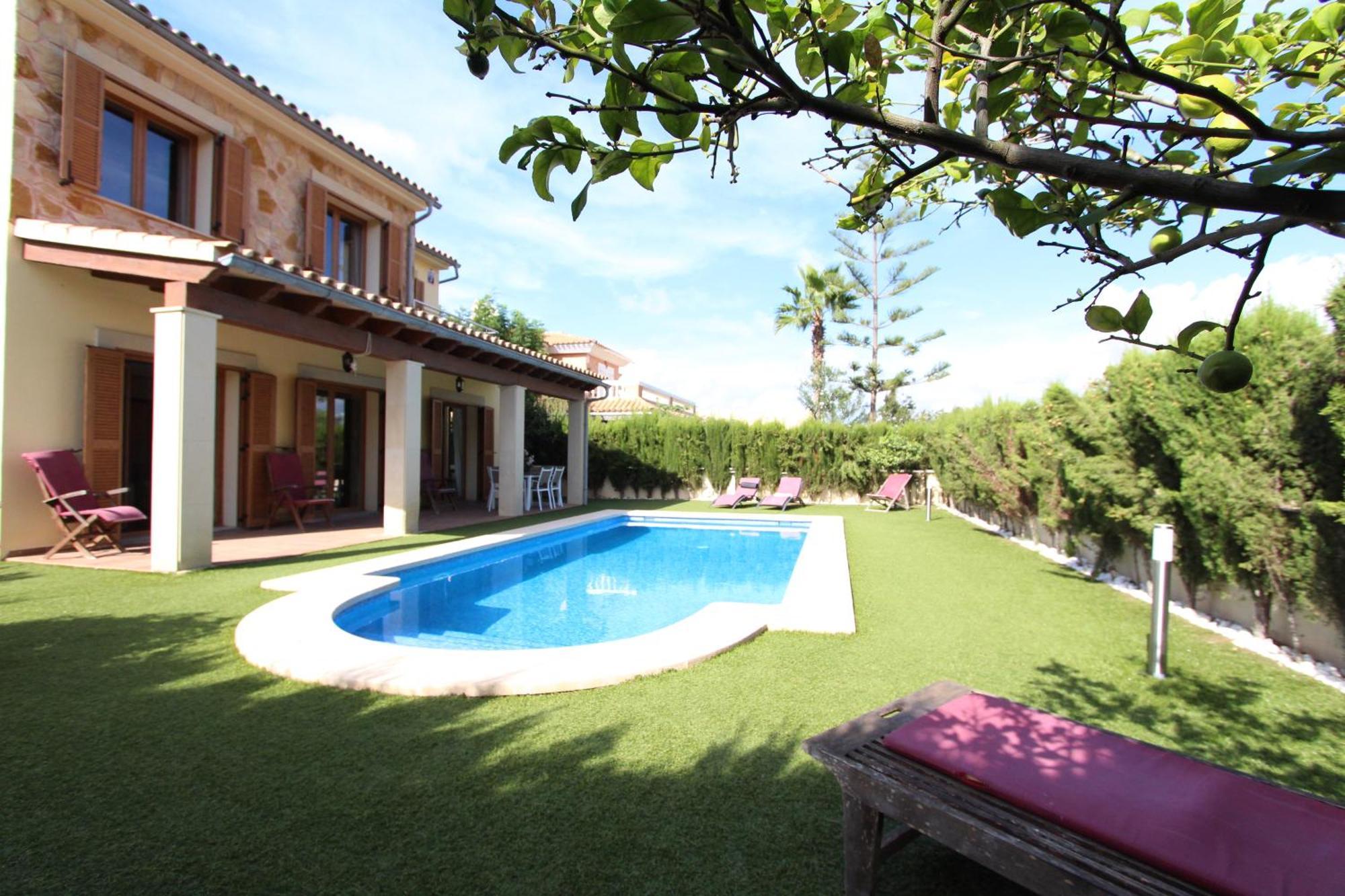 Villa Puerto Adriano El Toro  Exterior photo